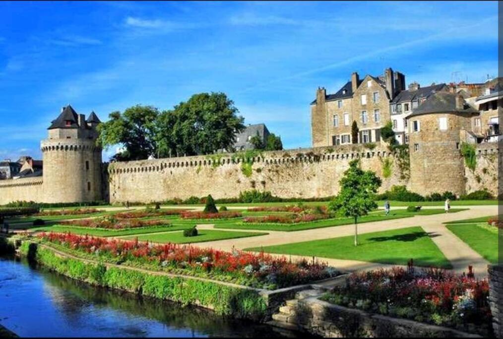 Le City, Centre Ville, Wifi Petit Parking Linge En Option Vannes Exterior foto